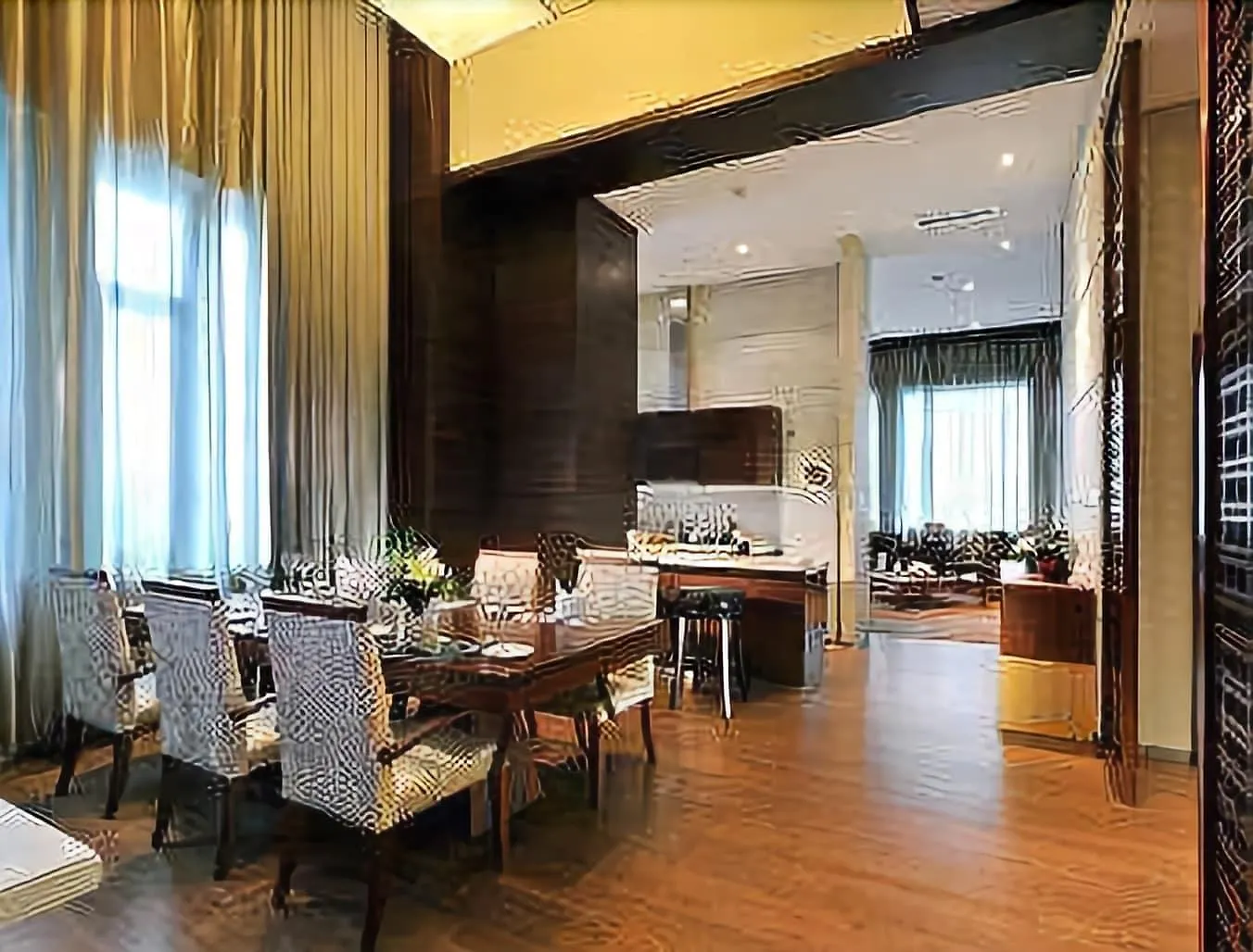 Ramada Plaza By Wyndham Shanghai Caohejing Hotel