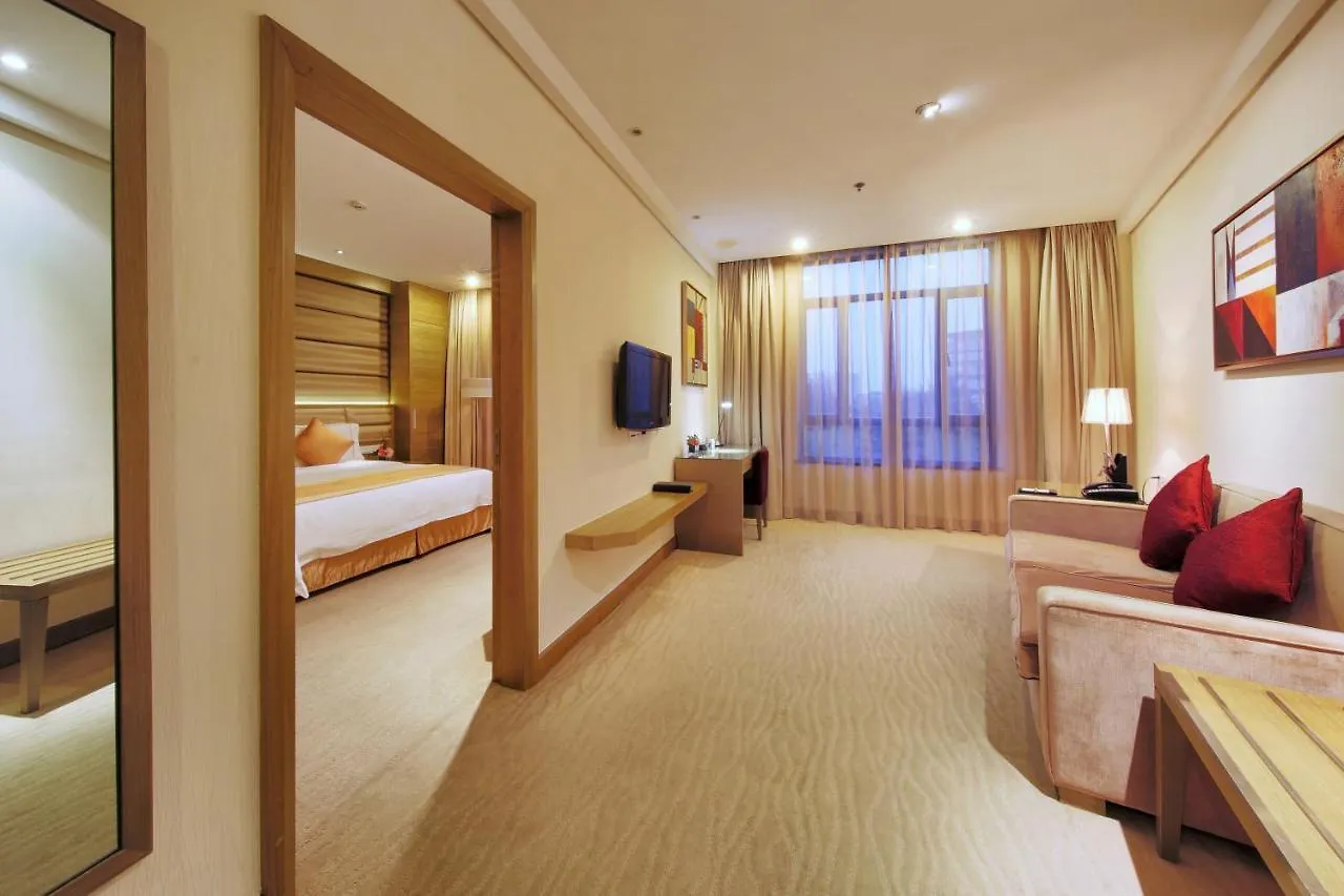 Ramada Plaza By Wyndham Shanghai Caohejing Hotel